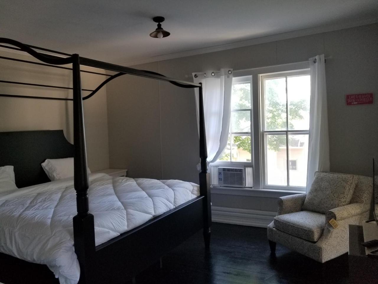 Bed and Breakfast Charlevoix House Esterno foto