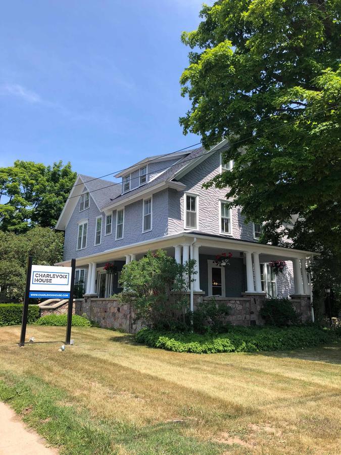 Bed and Breakfast Charlevoix House Esterno foto