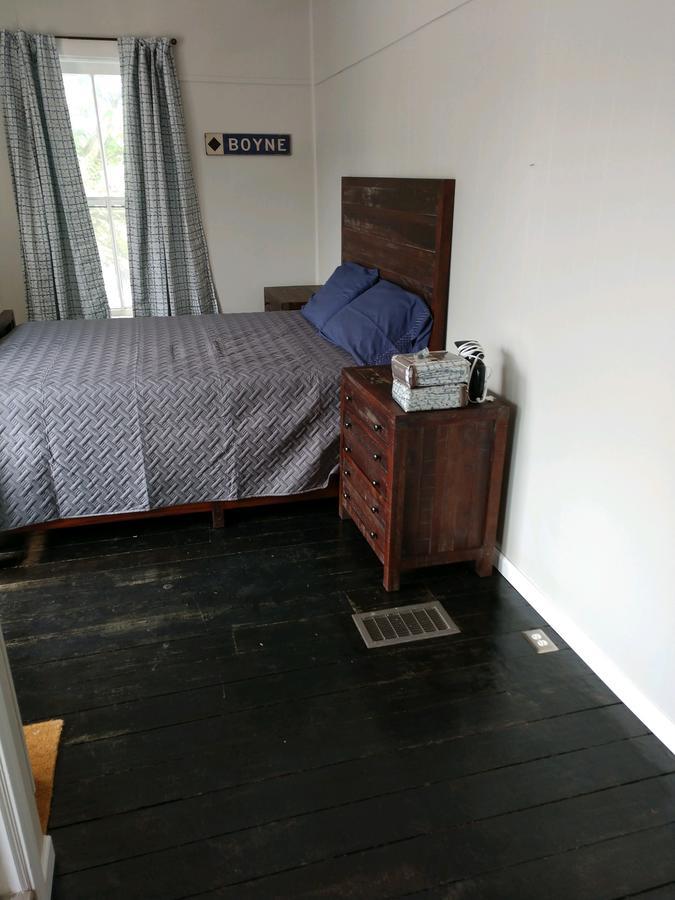 Bed and Breakfast Charlevoix House Esterno foto