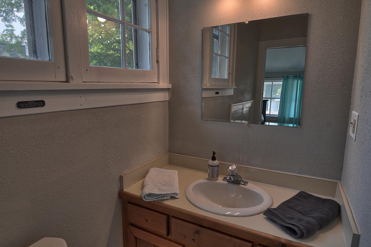 Bed and Breakfast Charlevoix House Esterno foto