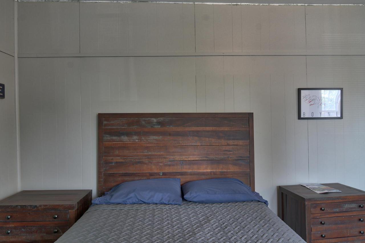 Bed and Breakfast Charlevoix House Esterno foto