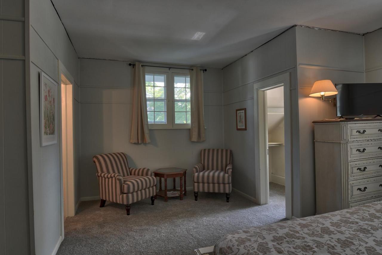 Bed and Breakfast Charlevoix House Esterno foto