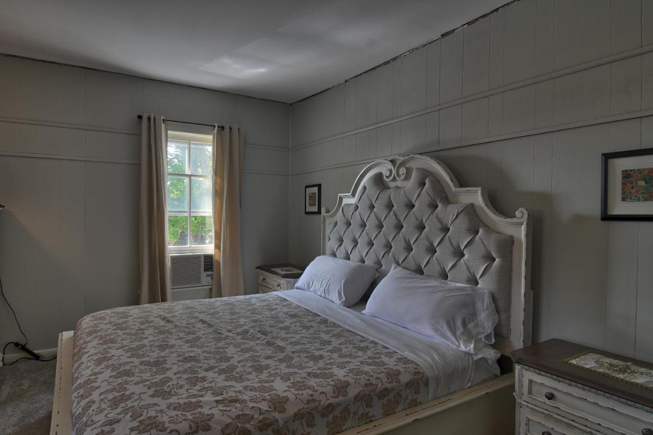 Bed and Breakfast Charlevoix House Esterno foto